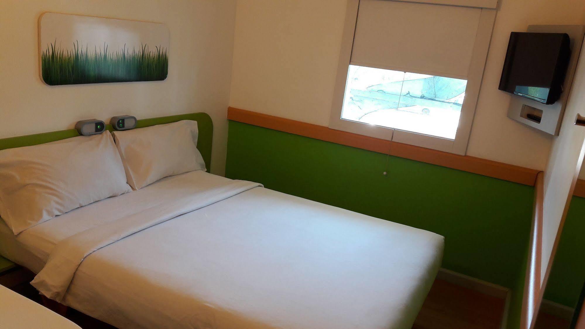 Cordia Hotel Makassar Airport Mandai Kültér fotó