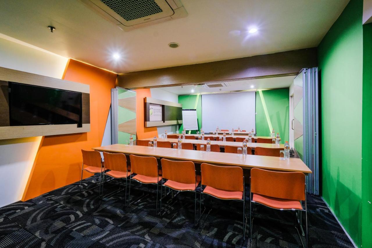 Cordia Hotel Makassar Airport Mandai Kültér fotó